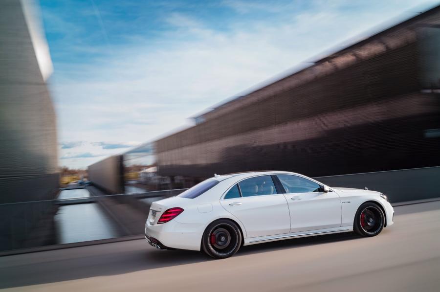  Mercedes-AMG S63 4Matic+ Lang 2017 года  (WW) (фото 59 из 105)